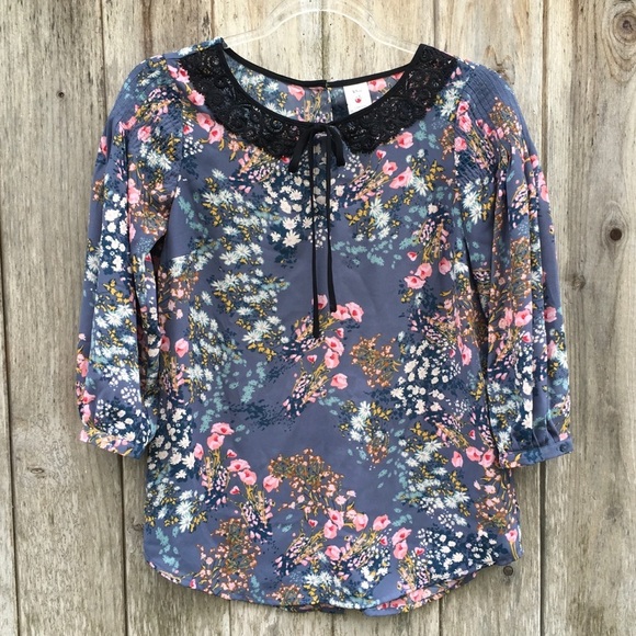 LC Lauren Conrad Tops - LC Lauren Conrad Floral Peasant Peter Pan Lace Collar 3/4 Sleeve Blouse XS